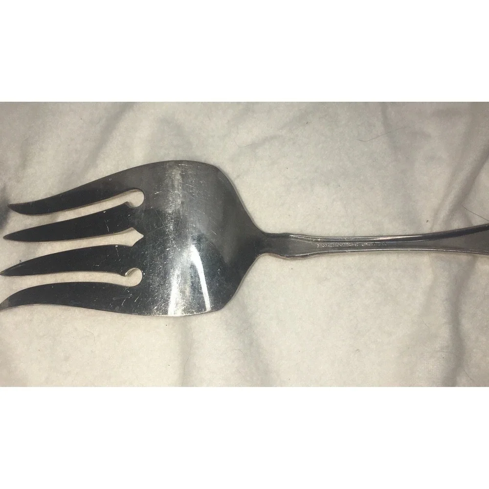 1881 ROGERS VINTAGE 1978 ALOUETTE PATTERN SILVERPLATE MEAT FORK & Slotted SPOON